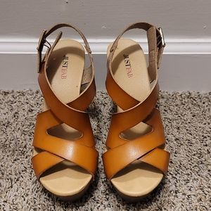 Platform sandals